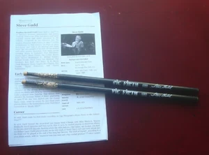 MOTT the HOOPLE DRUMMER T D GRIFFIN BUFFIN PERSONAL ITEMS STEVE GADD DRUM STICKS - Imagen 1 de 5