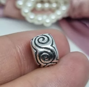 Genuine Pandora Curly Wurly Swirls Charm  💕   R46 - Picture 1 of 5