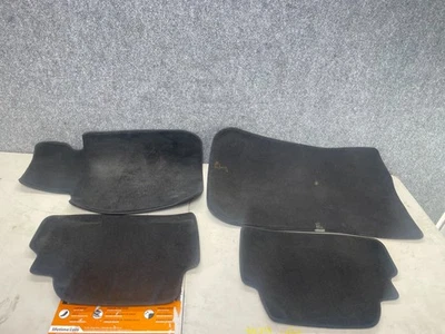 JUEGO ALFOMBRILLAS BMW 2007-2013 E82 135i delanteras y traseras OEM 95k Foto 1 de 4