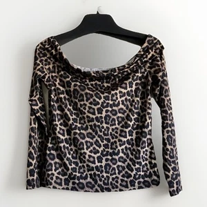 Camicia H&M leopardata stampa animalier spalle scoperte mob moglie taglia media - Foto 1 di 7