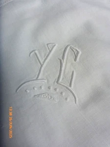 Vintage Pillowcase Embroidered Monogrammed Drawn Thread Edge Detail 26 1/2"/ 25" - Picture 1 of 5