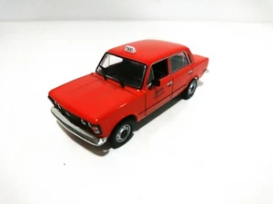 Fiat 125P Taxi Warschau - 1/43 UdSSR Ostauto Car Model P206 - Bild 1 von 4