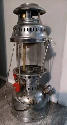 SEAANCHOR  LANTERN FOR LIGHTING THE BOW OF YOUR BOATIN FOGGY DARK WEATHER - Image 1 of 4