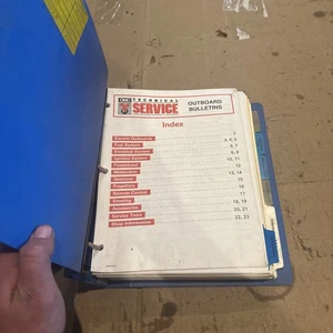 1980-1998 OMC Outboard Marine Accessories Service Manual Binder w/ Bulletins - Foto 1 di 15