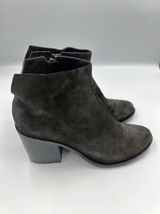 FABULOUS $435 COCLICO 39.5 US 9 ANKLE BOOTS GREY SUEDE SIDE ZIP BOOTIES NEW! - Picture 1 of 7