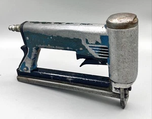 BeA Pneumatic Air Stapler Nailer Heavy Duty 371/16-401 Used Works Great! Germany - Picture 1 of 9