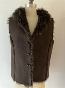 Suzannegrae Size L Vest Faux Fur Lined Brown Toggle Buttons Could Be Reversed - Picture 1 of 10