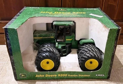 2001 ERTL JOHN DEERE 9200 TRACTOR TRIPLE TIRE DIECAST 1:16 ~ NIB - Image 1 of 2