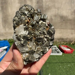 219g seltener natürlicher Pyrit mit Quarz Cluster Präparat spirituelle Kristallheilung - Bild 1 von 8