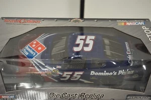 1/24 Michael Waltrip #55 Domino's Pizza 2006 Pit Stop Series Team Caliber Car - Picture 1 of 9