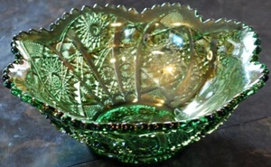 Vintage IMPERIAL GLASS Bowl DAISY & BUTTON Green Carnival Luster Hobstar 8.5" Ex - Picture 1 of 21