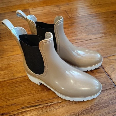 Botín de lluvia al tobillo de charol tostado bambú para mujer talla 5 *Ver descripción Foto 1 de 4