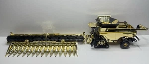 1/64 ERTL John Deere X9 1100 Tracked Combine GOLD CHASE Tractor - Picture 1 of 2