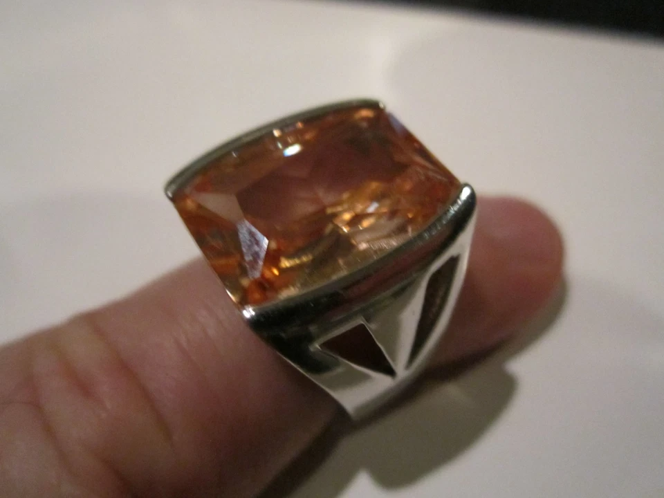 VINTAGE LIA SOPHIA COCKTAIL RING HEAVY ORANGE CRYSTAL CENTER SIZE 6 1/2 OFC-Q - Image 1 of 4