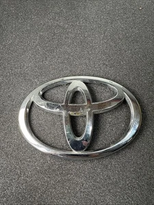 Toyota T 4.75" trunk emblem badge decal logo Camry Matrix OEM Genuine Original - Picture 1 of 6