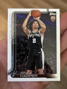 2025-26 Topps Basketball Dylan Harper Spurs #202 Rookie RC scheda base - Foto 1 di 2