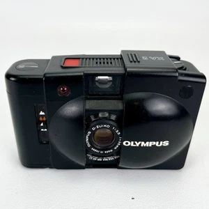 Per ricambi/riparazioni - Olympus XA2 fotocamera compatta pellicola 35 mm. Film Advance è bloccato - Foto 1 di 8