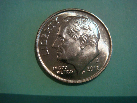 2012 D  Roosevelt Dime UNC - good enough to grade! really nice Cover