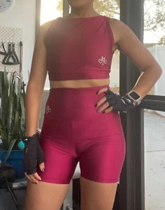 Women's 2 pc activewear set / Yoga, Workout, Gym, Running, Jogging, Biking - Picture 1 of 2