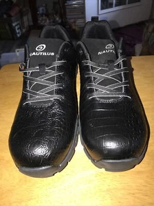 Nautilus N1074 Womens Size 11 steel-toe Athletic Work shoes Brand New - Picture 1 of 5