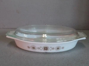 1960s PYREX TOWN & COUNTRY BROWN DIVIDED 1 1/2 QT CASSEROLE VEGETABLE DISH LID - Picture 1 of 12