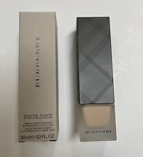 Burberry Mate Glow Foundation Light Cool N 40