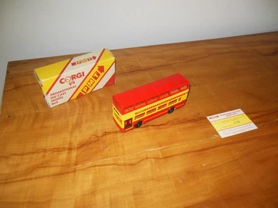 CORGI  Model bus PMT DIE-CAST IN OVP - Bild 1 von 4