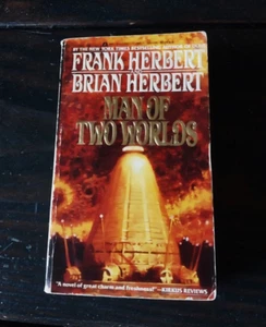 Brian Herbert and Frank Herbert - Man of Two Worlds - Ace First Printing 1987 - Foto 1 di 5