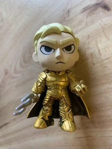 Funko Mystery Minis DC Comics Aquaman Película KING ORM GOLD ARMOR Ocean Master - Imagen 1 de 2