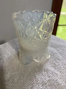 Vintage DEGENHART GLASS Blue Milk DAISY BUTTON Toothpick Holder - Picture 1 of 6