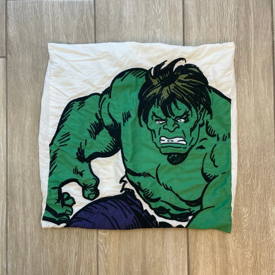 Funda de almohada Pottery Barn Kids Marvel Hulk 18x18 cómic héroe algodón Foto 1 de 4