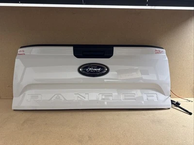 Puerta trasera Ford Ranger 2024 2025 2026 con cámara OEM Foto 1 de 4