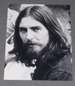 George Harrison s/w Photo Beatles Pressefoto 20/25cm 1969 Krishna-Tempeltreffen - Bild 1 von 2