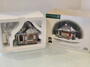 Dept  56 Heritage Village Collection Dorothy's Skate Rental House 55515  - Picture 1 of 17