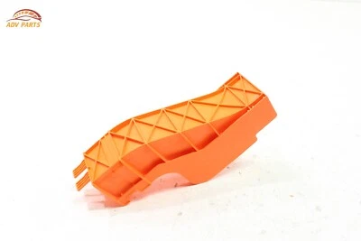 TOYOTA RAV4 2016-2018 HÍBRIDO CABLEADO ARNÉS PROTECTOR CUBIERTA PROTECTOR OEM Foto 1 de 4