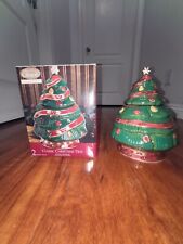 Gibson Classic Christmas Tree Cookie Jar Holiday Collection