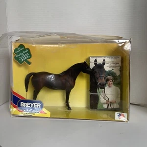 1998 Limited Edition Breyer Horse #715 Erin Go Bragh w Video New In Damaged Box - Picture 1 of 9