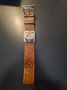 Titus watch - Picture 1 of 6