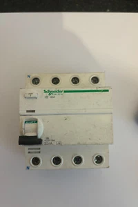 INTERRUPTOR DE CIRCUITO RCD SCHNEIDER IID 40 AMP 30mA A9R41440 - Imagen 1 de 1