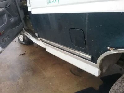 F250HD    1997 Fuel Filler Door 1464253 - Imagem 1 de 4