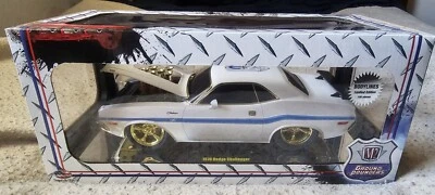 M2 1:18 SCALE 1970 DODGE CHALLENGER GROUND POUNDERS 75th ANNIVERSARY CHASE PROTO - Image 1 of 4