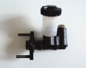 Clutch master cylinder Mazda Pick Up B 1600 B2000 B2200 - Picture 1 of 1
