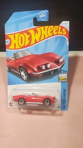 Hot Wheels '72 Stingray Convertible Factory Fresh #5/10 Red Diecast 1:64 Scale - Picture 1 of 3