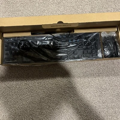 Dell KM300C Wired Keyboard and Mouse, Black, USB, Optical, 1000 dpi - Image 1 of 2