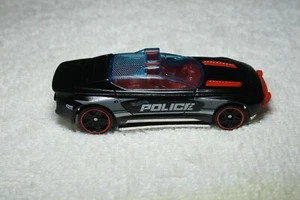 2022 NEU Hot Wheels Alpha Pursuit POLIZEIAUTO - FLACH SCHWARZ 🙂 Rote Felgen lose - Bild 1 von 6