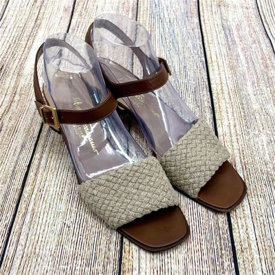 Sandalias Salvatore Ferragamo para mujer talla 10,5 2A tejidas de cuero de rafia tacón bloque Foto 1 de 4