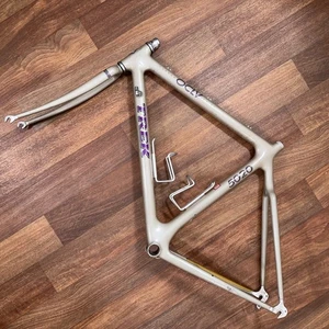 Juego de cuadro de bicicleta de carretera de fibra de carbono TREK Vintage 5020 OCLV 700c tamaño 54 cm con extras - Imagen 1 de 22