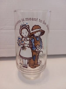 Holly Hobbie Glück soll geteilt werden Happy Talk Coca Cola Glas Vintage - Bild 1 von 6