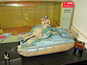 Ultimate Soldier UK Infantry Tank Mk 11, & Commander in 1:32 Scale in Wrong Box - Picture 1 of 7