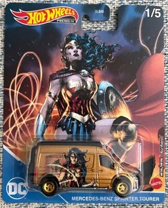 HOT WHEELS PREMIUM DC WONDER WOMAN MERCEDES-BENZ SPRINTER TOURER - Picture 1 of 2